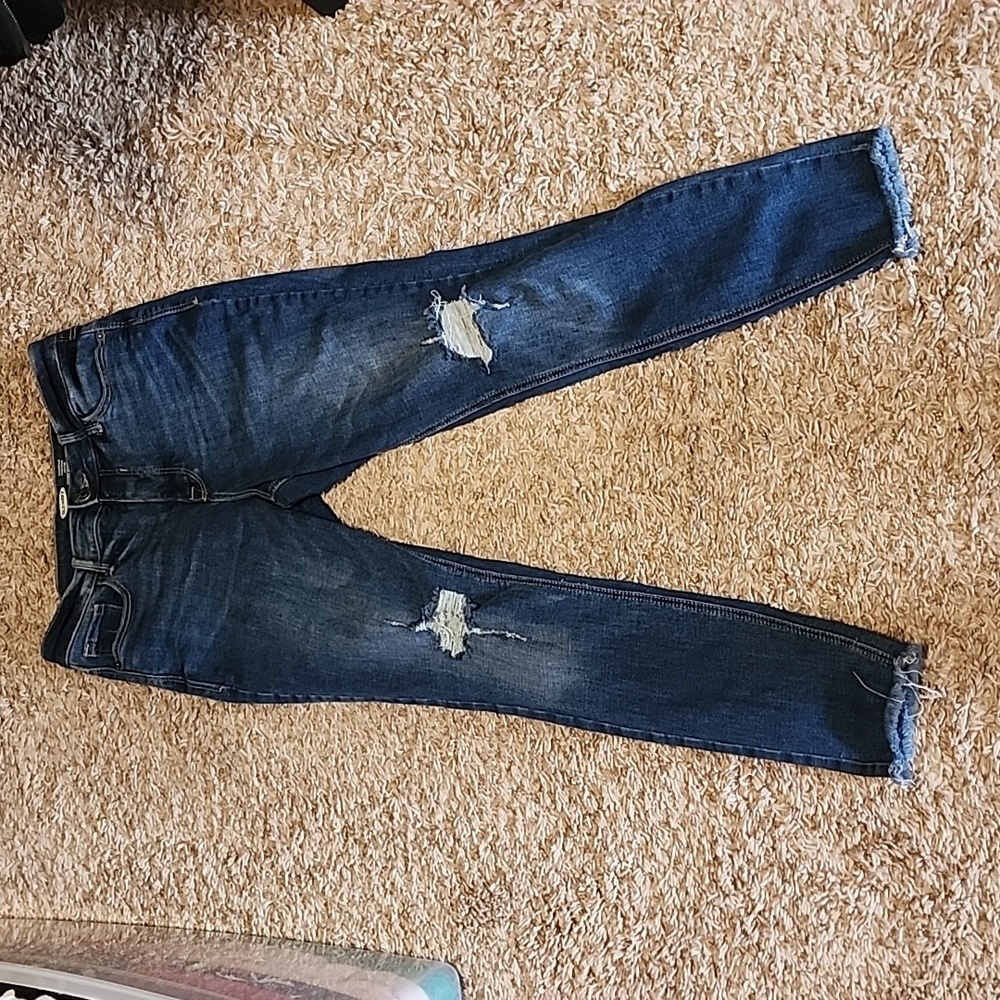 HIGH RISE SKINNY JEANS